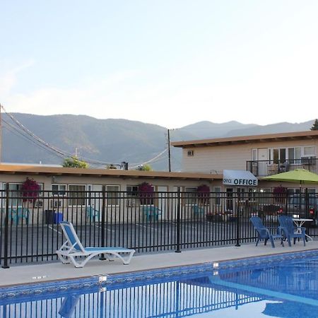Flamingo Motel Penticton Kültér fotó
