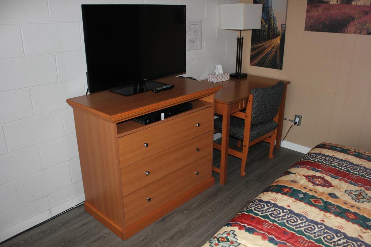 Flamingo Motel Penticton Kültér fotó