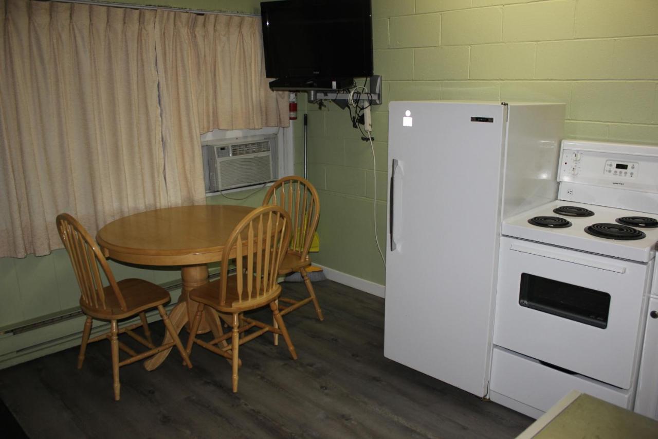 Flamingo Motel Penticton Kültér fotó