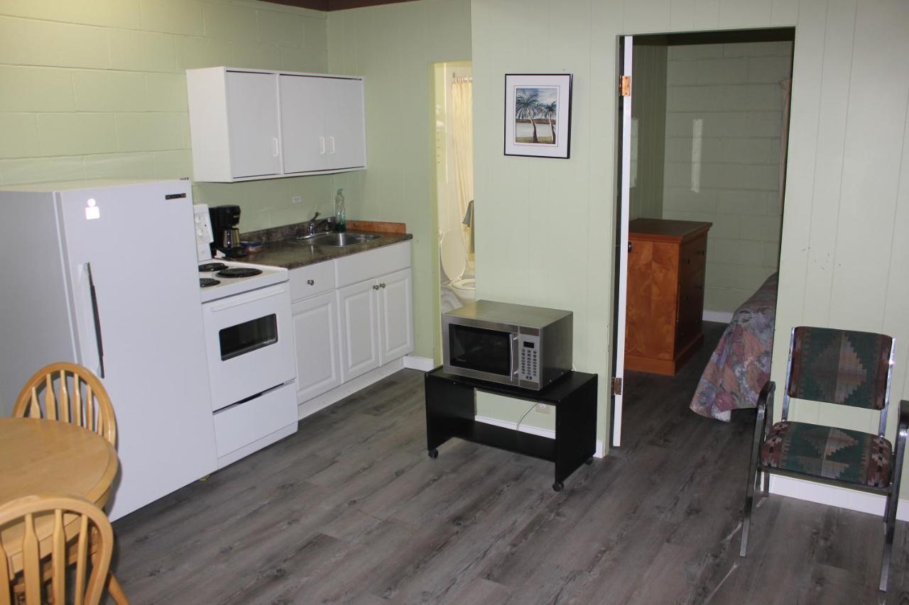 Flamingo Motel Penticton Kültér fotó