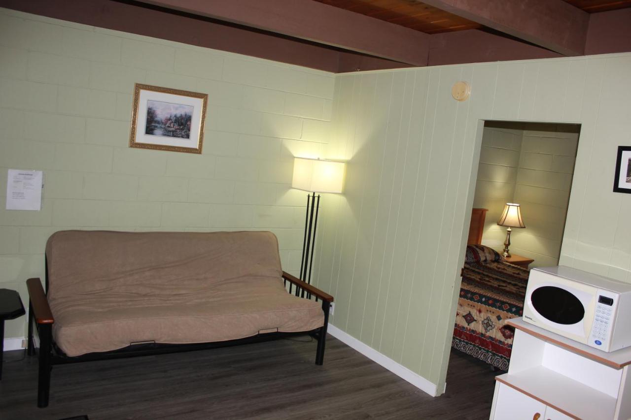 Flamingo Motel Penticton Kültér fotó