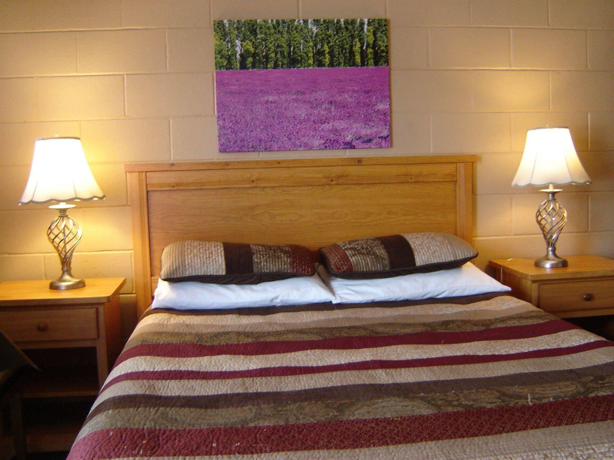 Flamingo Motel Penticton Kültér fotó